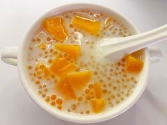 -爱的果实月嫂育婴师(世纪东方店)