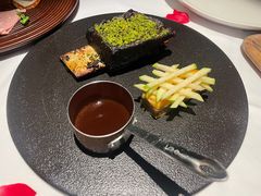 牛肋排-Erman岩烧牛排(虹桥南丰城店)