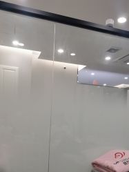 -苗方清颜专业祛痘·皮肤管理