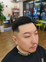 -曼都发型