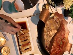 -墨居上隐·院子里火锅(峨眉店)