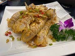 -蚝美人·生蚝海鲜烧烤(茶花园店)
