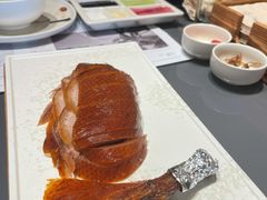 酥不腻烤鸭-小大董·烤鸭(观景餐厅·南京西路店)