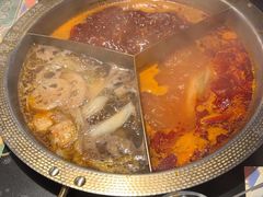 -廖掌柜·重庆鲜货火锅(上海首店)