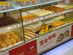 -金色麦甜糕点(面包.蛋糕.华苑店)