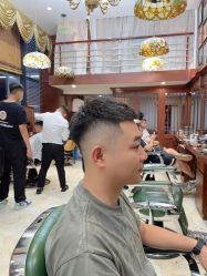 -尼特斯男士发型馆
