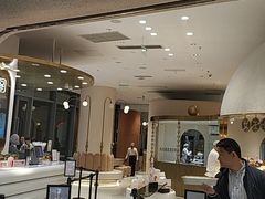 门面-Yearn Tours妍图(昆山万象汇店)
