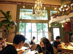 -玛格萝妮比萨屋(陆家浜路店)