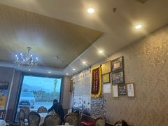 -鲁朗纳麦石锅鸡庄园