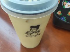 -沪上阿姨·精选茶饮(桃源友嘉购物广场店)