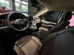 -奔驰上海利星(七宝店)