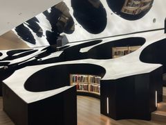 -涨巢·潮玩水疗局