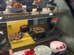 -DQ·蛋糕·冰淇淋(大宁国际商业广场店)