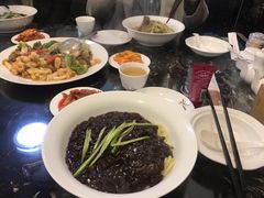 -桃园中华料理炸酱面(燕儿岛路店)