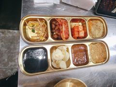 -胡悦里韩式烤肉(芝罘万达广场店)