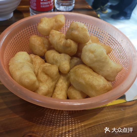 杨洪伟胡辣汤(生产路店)