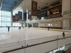 -冰纷万象滑冰场(深圳万象城店)