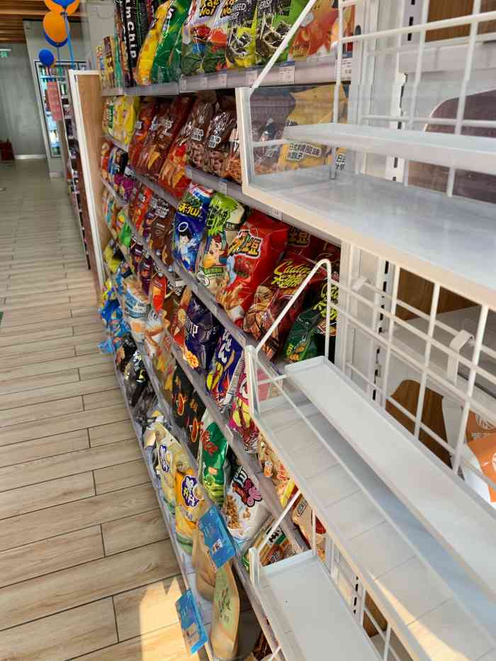 多点便利店(天通北苑店)-"这家多点便利店不知道是不是物美超市的子店