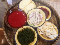 -王婆乔鲜鱼自助火锅(蜀汉路店)