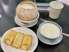 原只椰子炖奶-民信老铺(华盖路店)