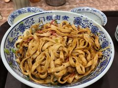 老北京炸酱面-门框胡同百年卤煮(新街口店)