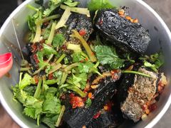 -黑色经典臭豆腐·湖南特产(步行街店)