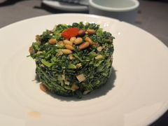 松子马兰头-晓淮山·扬州早茶·淮扬菜(龙阳广场店)