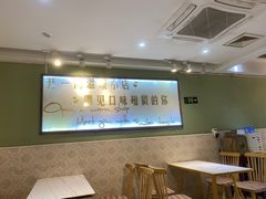 大堂-丽丽三鲜螺蛳粉(田林路店)