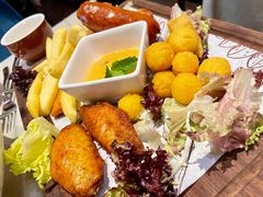 -YUE·6·西式融合餐厅(外滩六号店)
