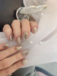-芊屿芊浔美甲