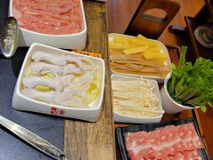 -沸炉重庆老火锅(军事博物馆店)