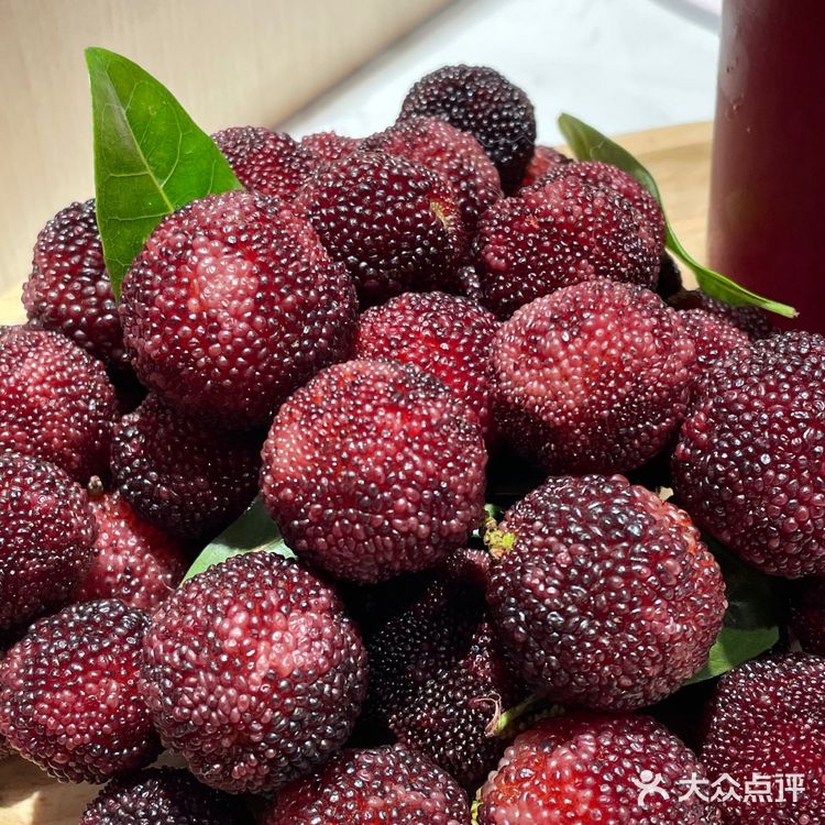 奈雪的茶｜新品霸气杨梅测评