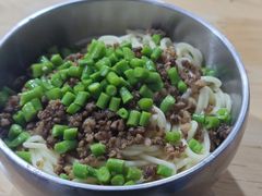 素椒杂酱面-左撇子私房面