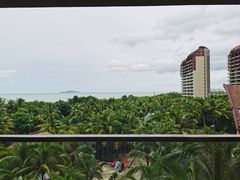 -三亚湾海居铂尔曼度假酒店