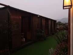 -冰冰龙虾·江湖菜·花园江景餐厅