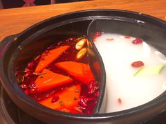 -牛小嫩串串火锅(老国贸总店)
