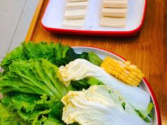 -毛辣果·红酸汤牛肉火锅&冰煮羊(西单店)