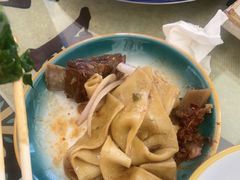 -壹阁胡羊焖饼(特色小吃街店)