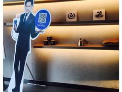 景观位-瑞幸咖啡(巴黎春天陕西路店)