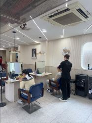-PE SALON