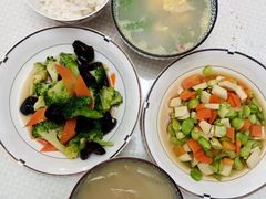 -爱的果实月嫂育婴师(世纪东方店)