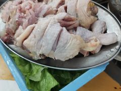 连州果园鸡-威邵鸡煲(西华路总店)