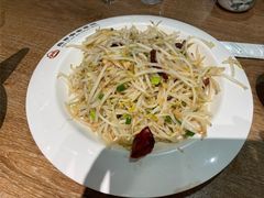 酸辣豆芽-直隶安家牛肉罩饼(建华店)