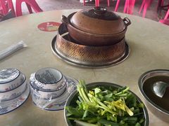 -霞姐屯昌枫木香草鸭店(海螺店)