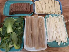 -大茗东北烧烤·鹤岗小串·老式麻辣烫(紫藤路店)