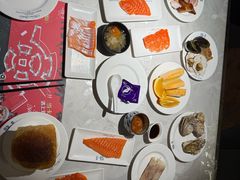 -四海一家自助餐(益田假日广场店)