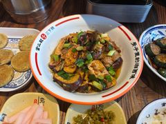 -富正毅三下锅·湘西韵味(天门山索道店)