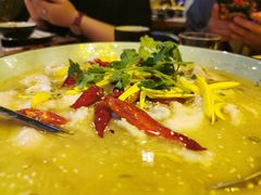 老坛酸菜鱼-胡桃里音乐酒馆(仓山万达店)