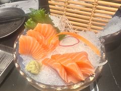 -山川小町·极番烧肉(新地假日广场店)