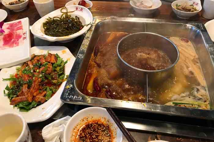 陵江码头楚殿火锅(平安怡景园店)